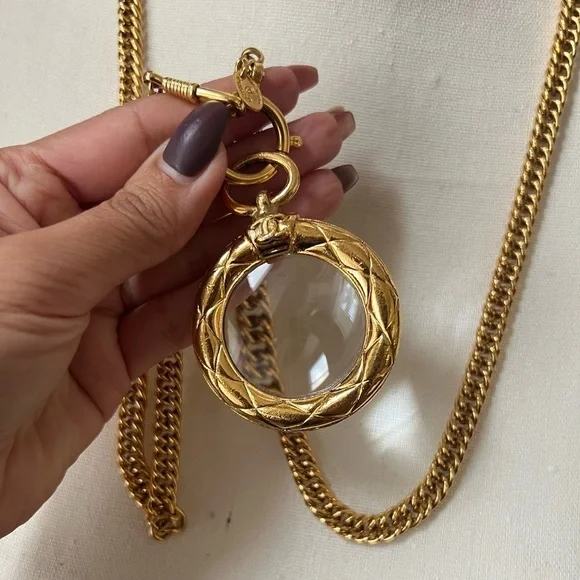 CHANEL Vintage Gold Magnifying CC Logo Pendant Necklace